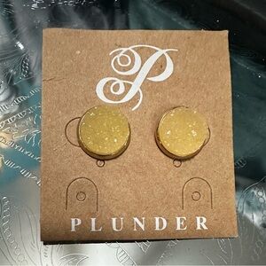 PLUNDER “MIMI” YELLOW ON GOLD DRUSY STUD EARRINGS - BRAND NEW!